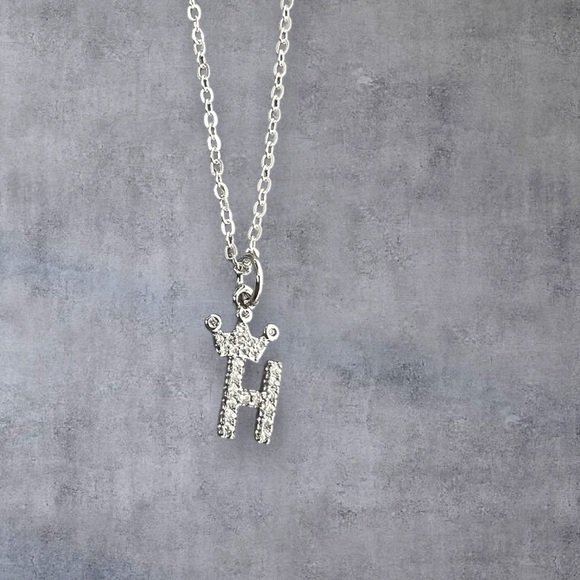 Silver plated Name initials (Letter) crown pendant/necklace CHOOSE one from A-Z - Picture 2 of 4